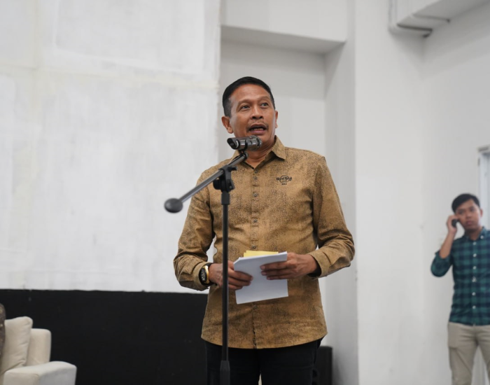 Nostalgia di MCC, PJ Wali Kota Malang Launching Buku Satu Abad Stadion Gajayana dan Spektrum Anak-Anak Kota Malang: Mengingat Kembali Sejarah Gajayana