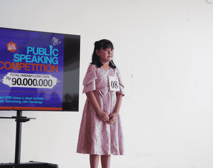 Merry Riana Learning Center Gelar Kompetisi Public Speaking di MCC untuk Latih Siswa Malang Berani Bicara