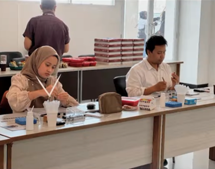 Berinovasi dengan Aroma: Workshop Artisan Perfumery Eksklusif di Malang Creative Center