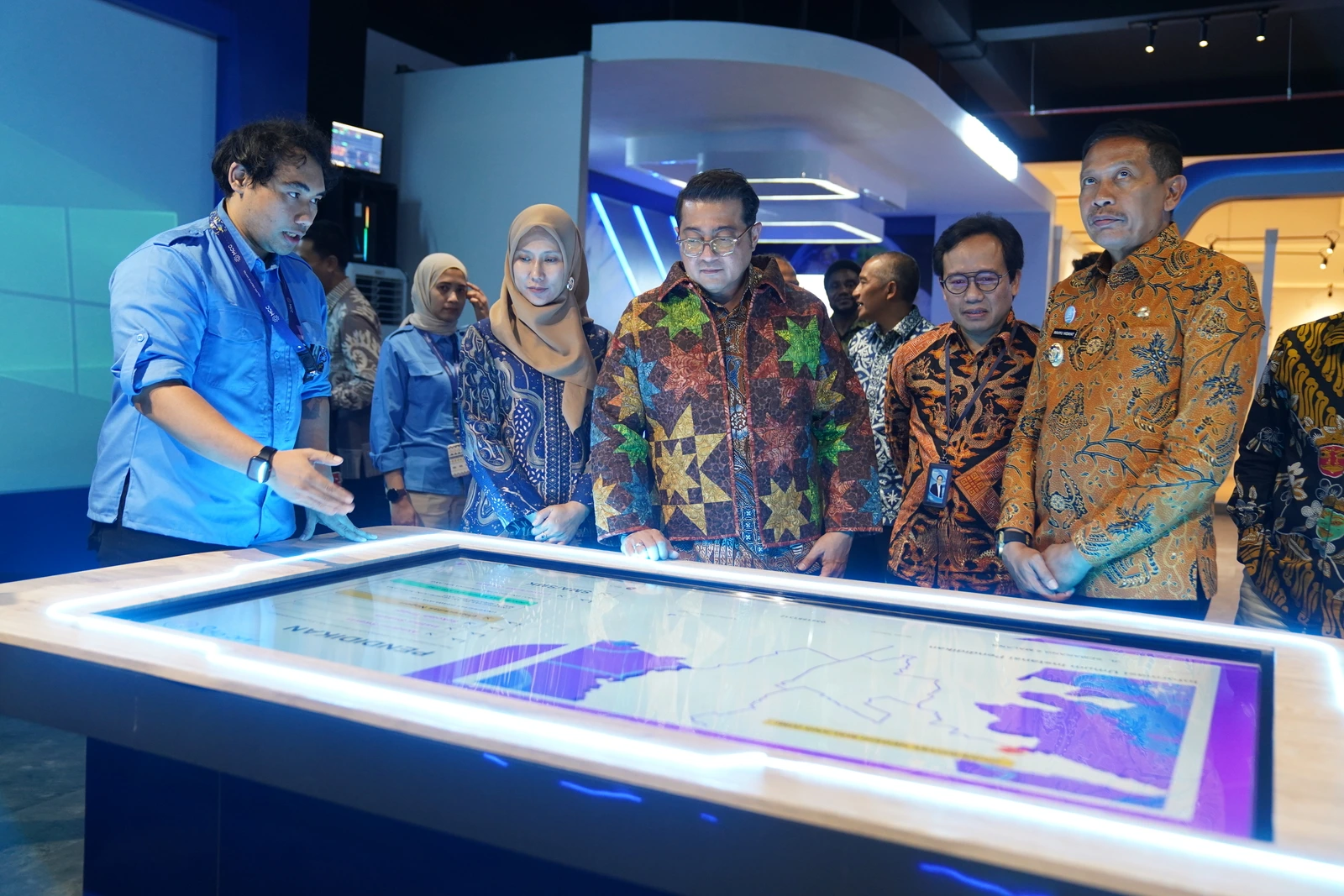 Sinergi Pemerintah Pusat dan Daerah Dorong Pertumbuhan Ekonomi Kreatif di Kota Malang: Kunjungan Menekraf RI ke Malang Creative Center