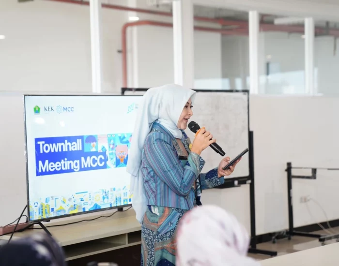 Town Hall MCC: Sosialisasi Fasilitas Gedung dan Jalin Sinergi dengan Sekolah Serta Pelaku UMKM